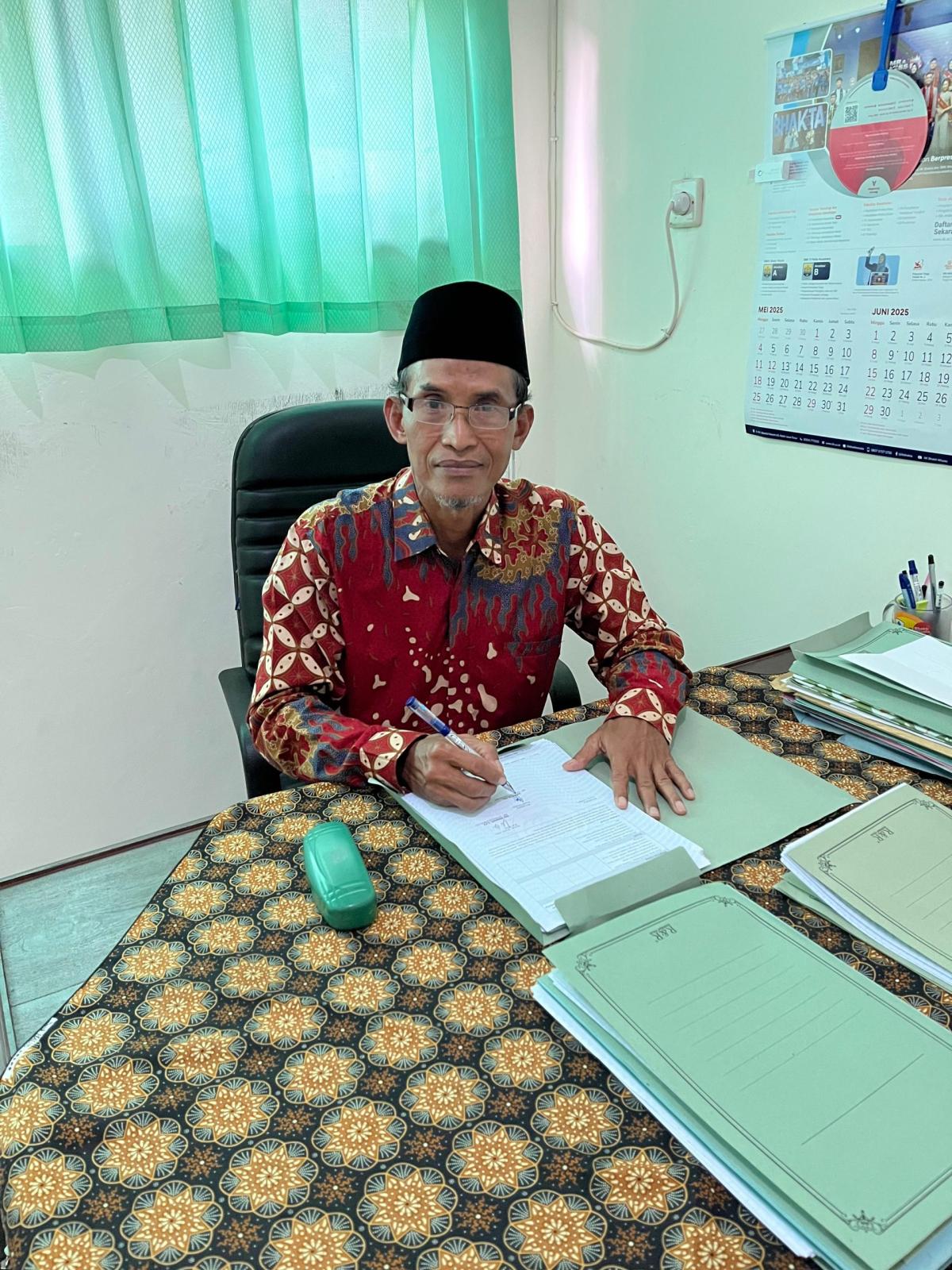 JUMADI, S.Pd Kepala Sekolah SMP Negeri 3 Rejoso Nganjuk